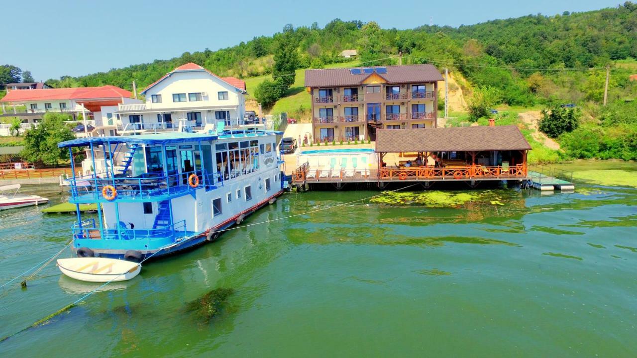 Mustaciosul Dunarii Hotel Ieşelniţa Exterior foto