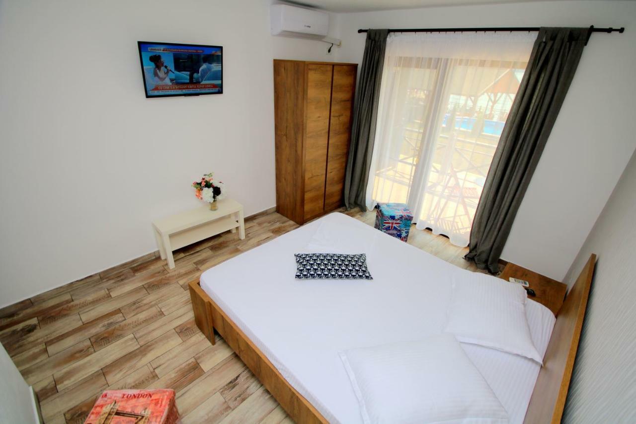 Mustaciosul Dunarii Hotel Ieşelniţa Exterior foto